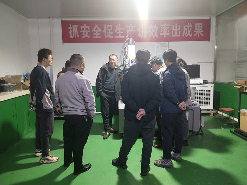 长沙矿山院机电检测中心的专家团队应邀莅临香大伊煮一本线象大衣